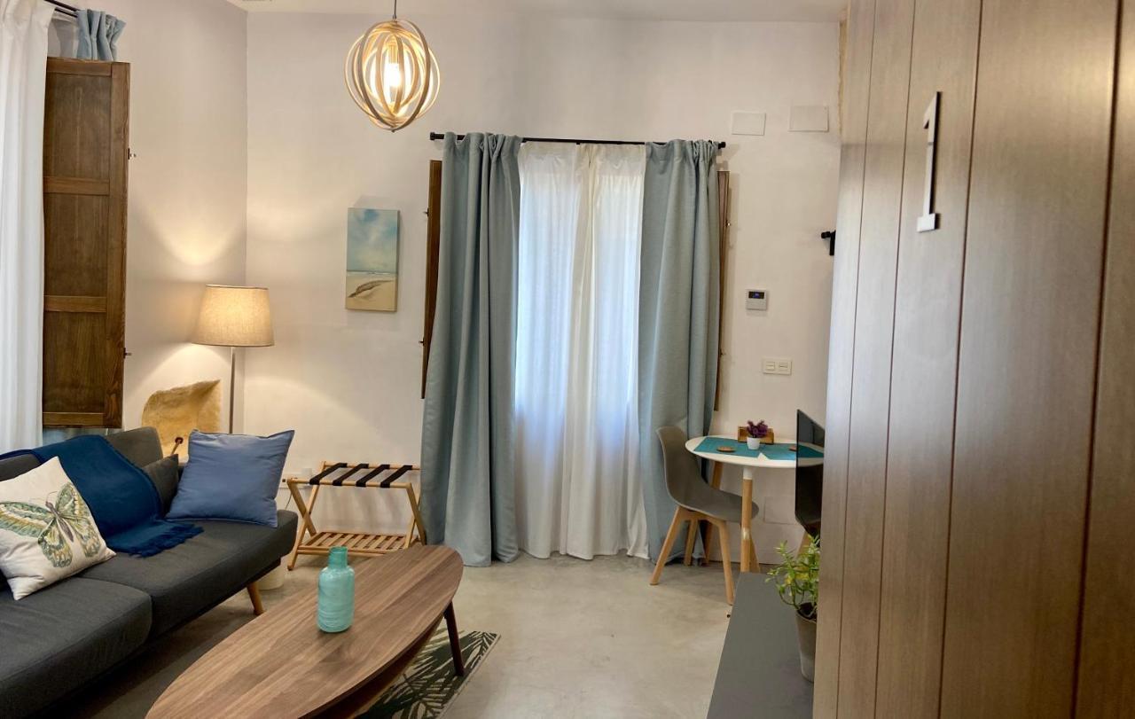 Gadeiras Suites - Apartamentos Turisticos De 2 Llaves Cádiz Exteriör bild